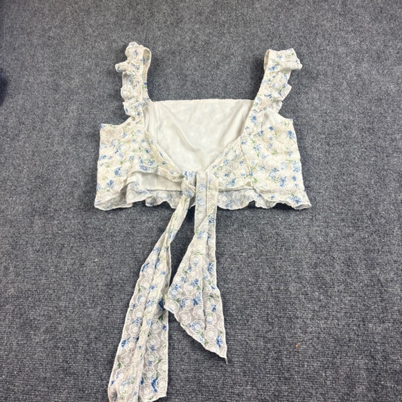 KIRIOUS Women’s Cropped Tank Top Blouse Back Tie Floral Lace size: Large - Picture 5 of 7